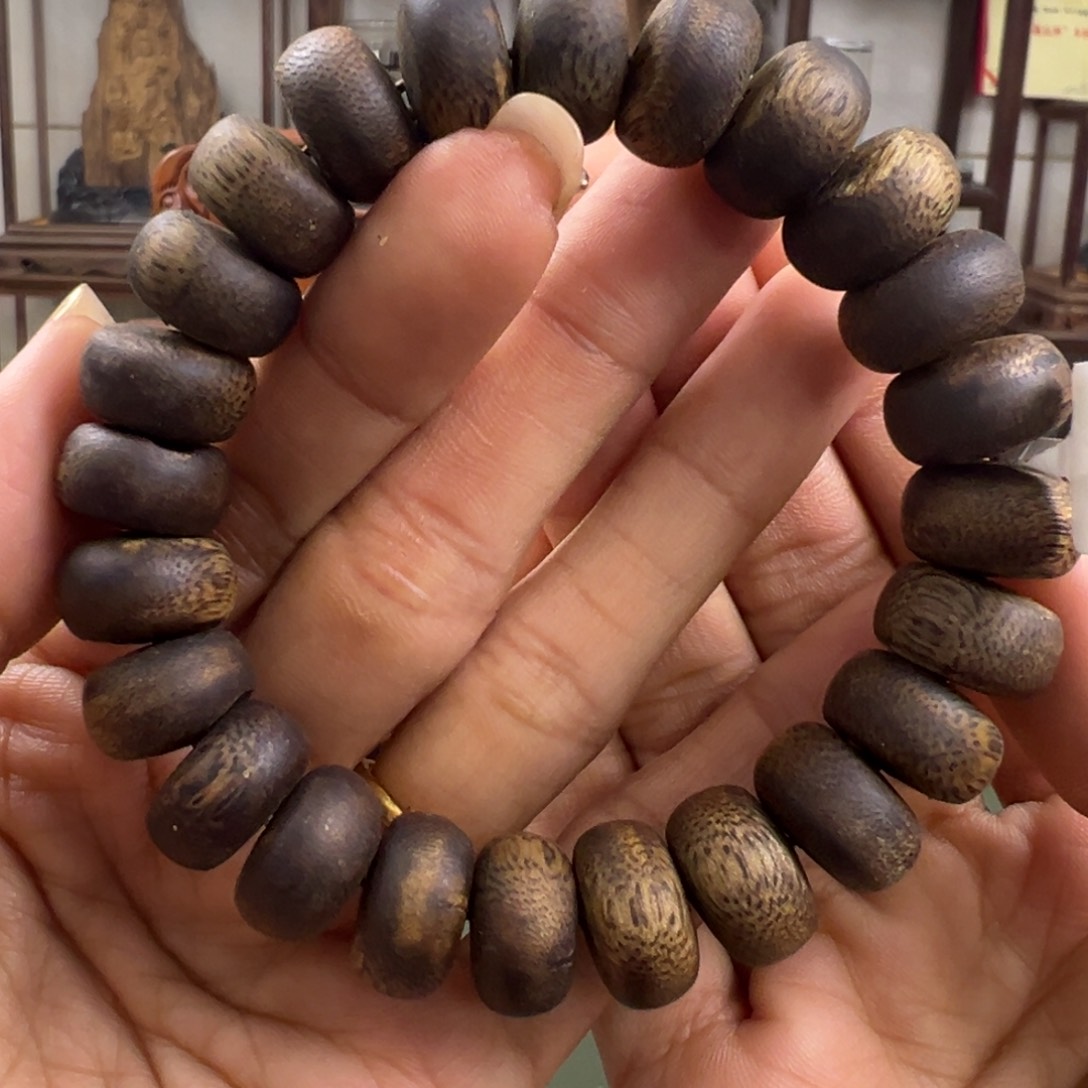 沉香手串张勺子算盘珠卡1.5/19g+