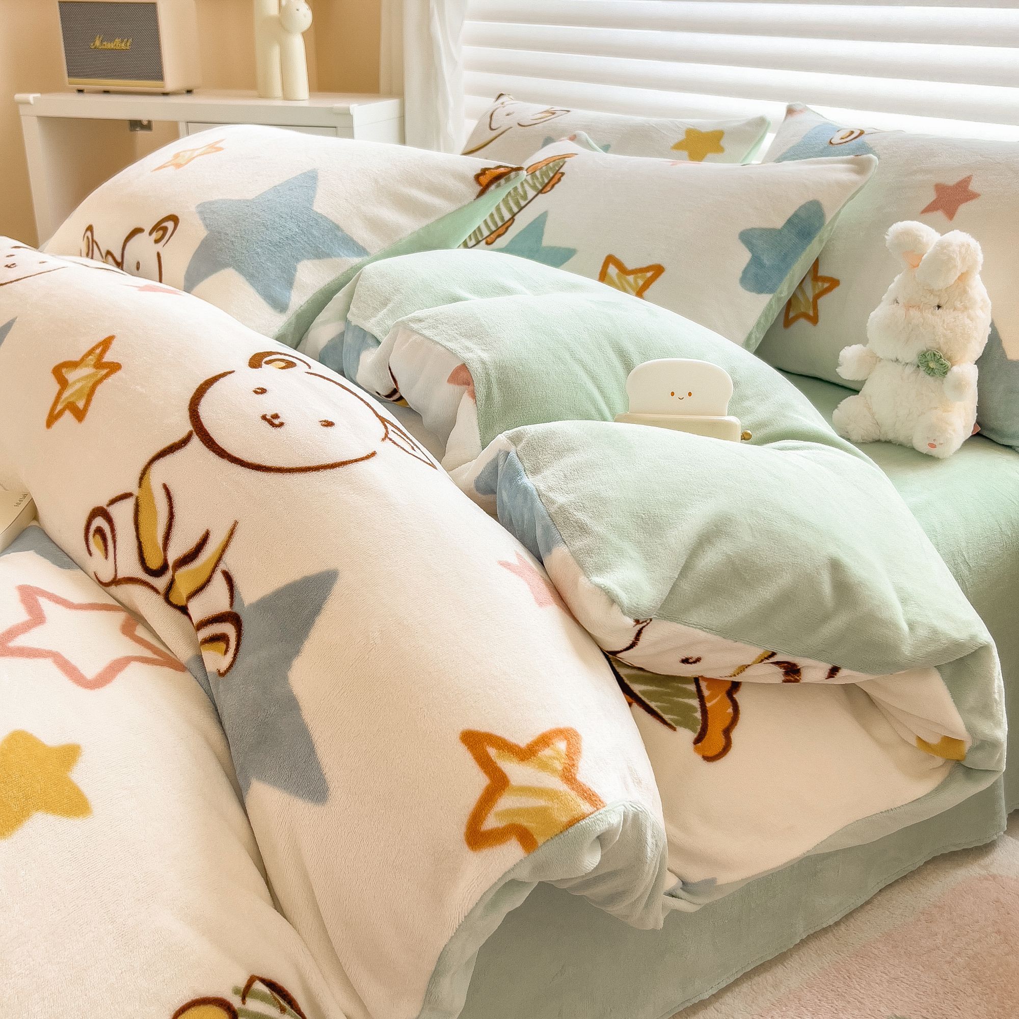 冬季牛奶绒床品四件套珊瑚绒被套加厚加绒款床单学生宿舍三件套