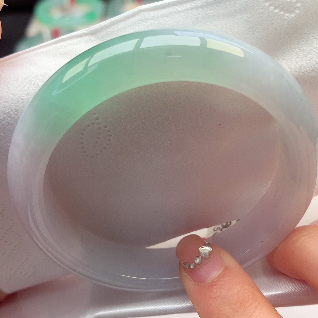 翡翠手镯未镶嵌天然翡翠55-56白底青阳春白雪