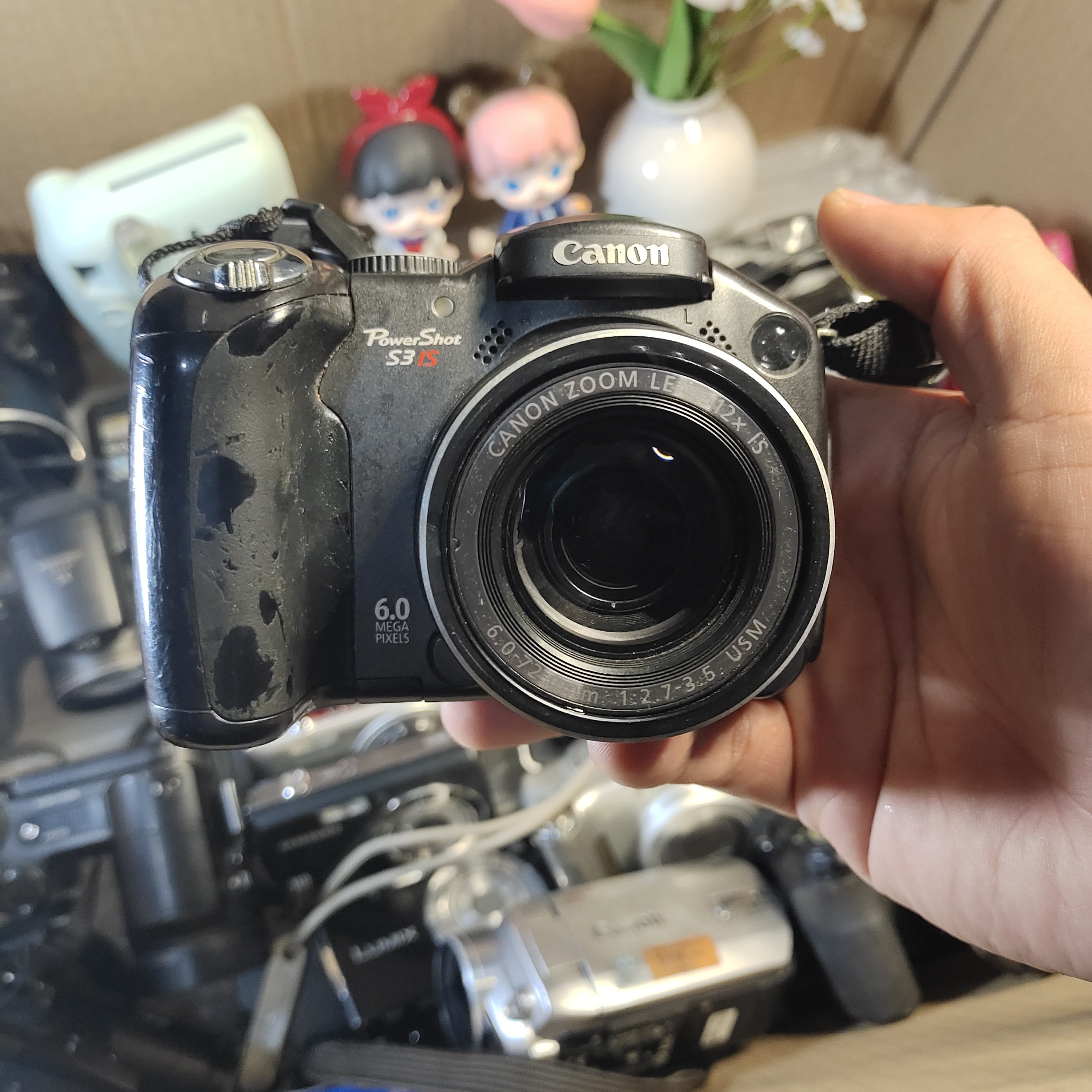 8新 Canon/佳能 佳能s3is功能全好，品相如图，配件有卡和读卡器