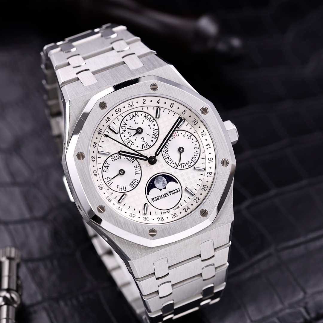 95新 Audemars Piguet/爱彼 皇家橡树26574  2017年电子保卡