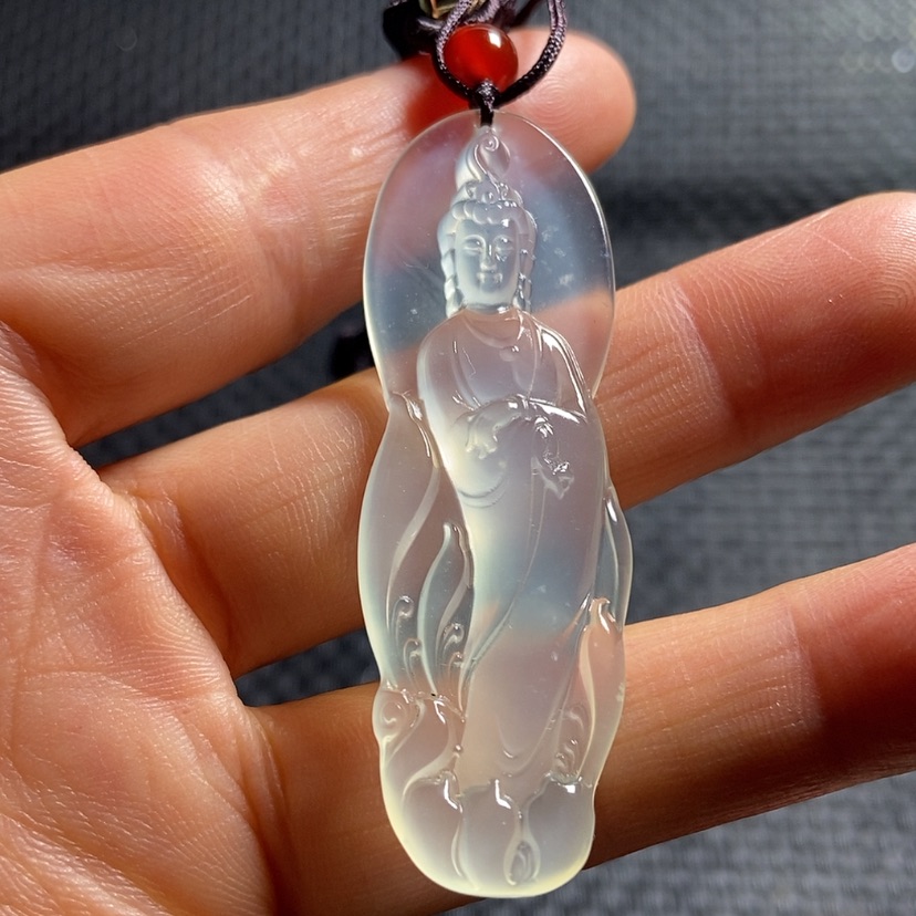 【闪购商品】蛇纹石玉未镶嵌颈饰