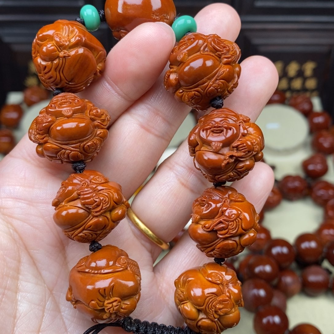 顺***意吊坠橄榄核八宝财神