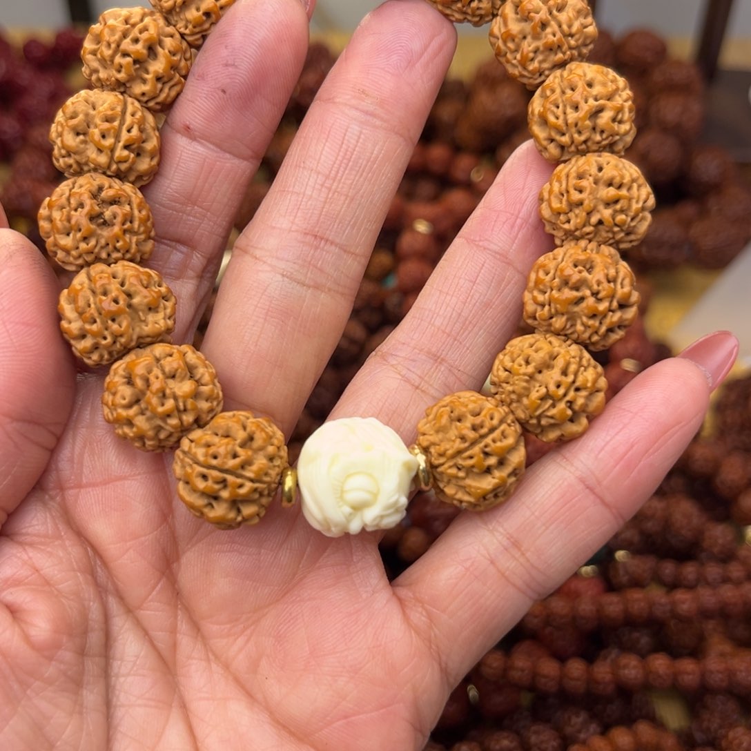 。***凸原皮单圈手串老树王