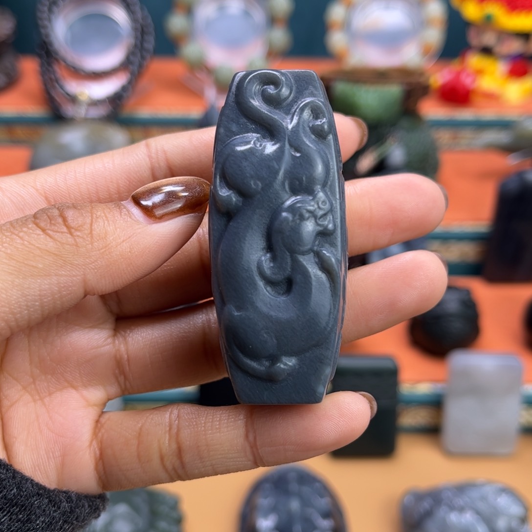 未镶嵌和田玉挂件