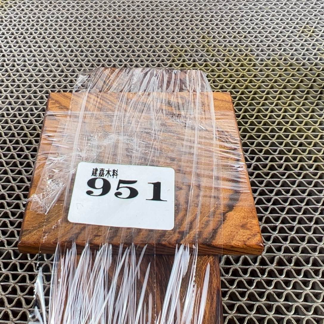 黄***板木木料一物一拍木料