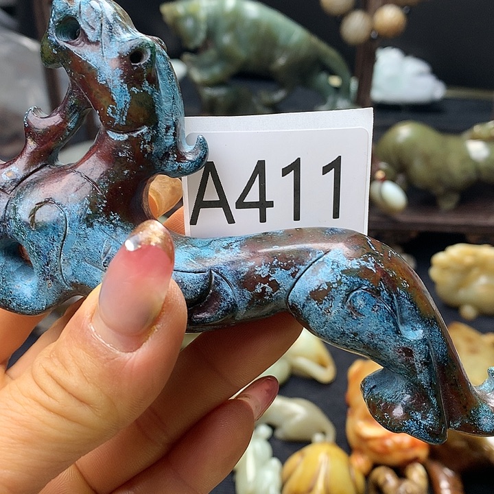 和田玉未镶嵌车挂