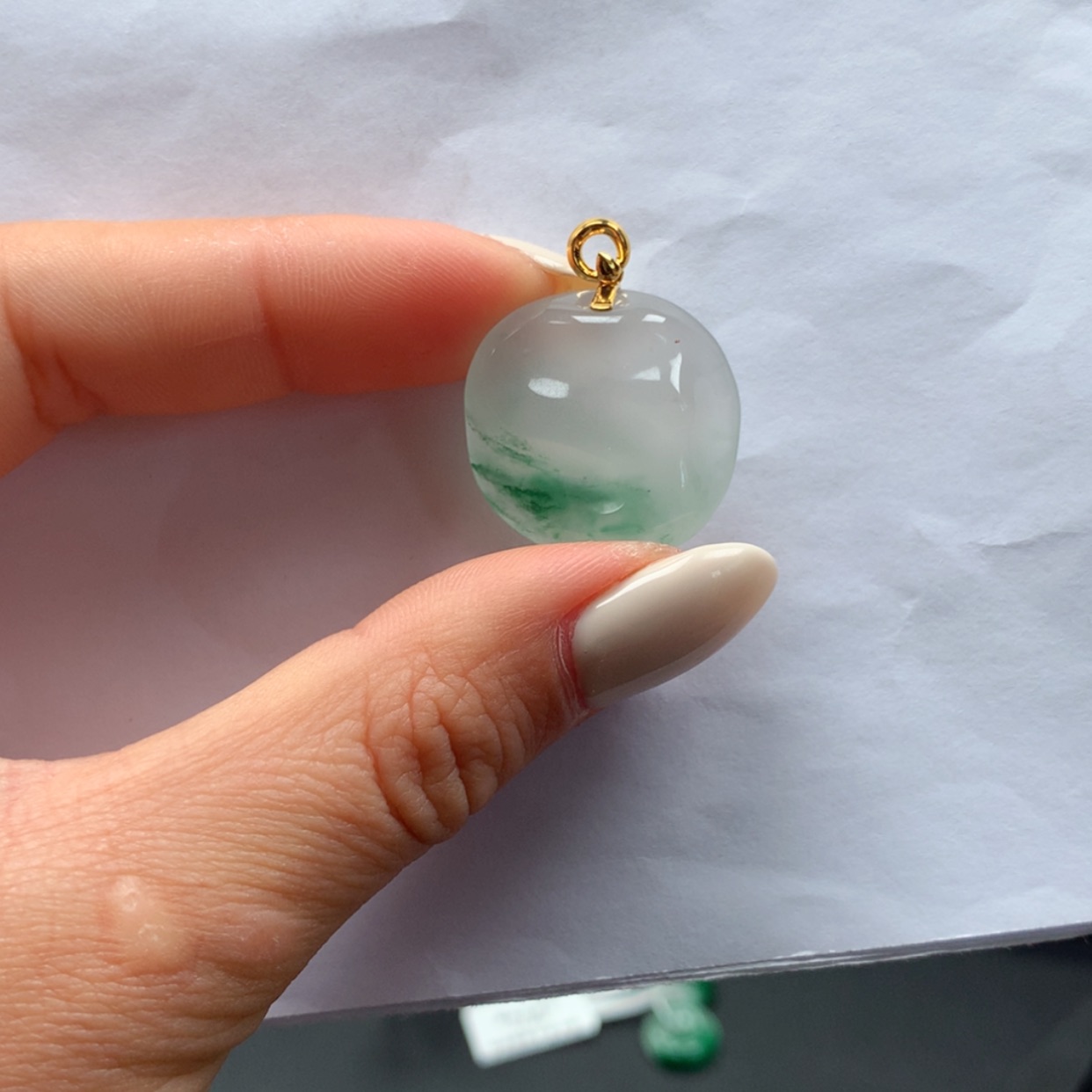 【闪购商品】石英质玉18K金镶嵌颈饰