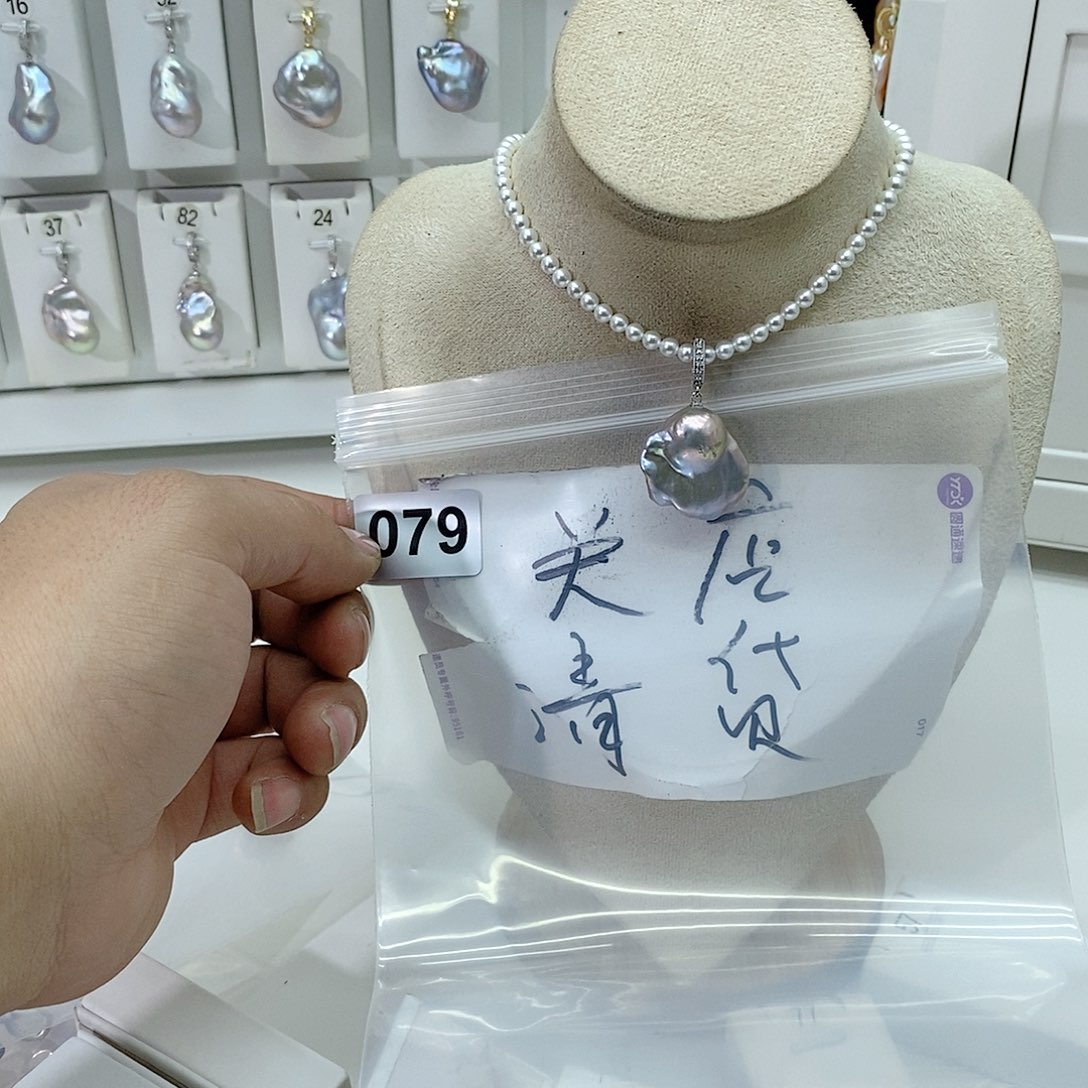 淡水珍珠颈饰合金