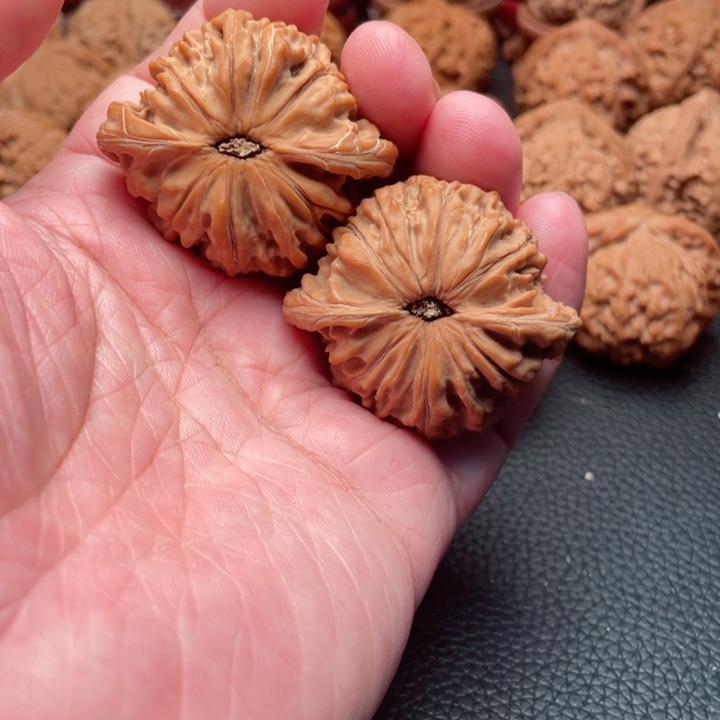 文玩核桃把件45全品山地磨盘正磨