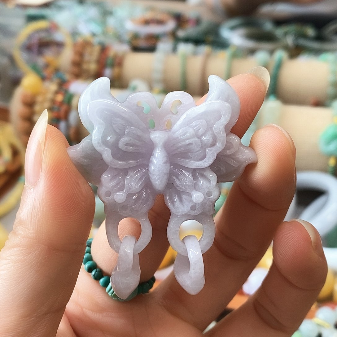 翡翠颈饰未镶嵌翡翠挂件