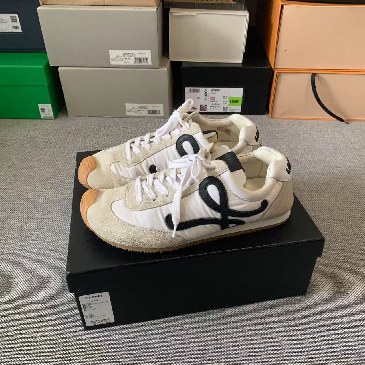99新 LOEWE/罗意威 39码 ballet2.0 新款白色 德训鞋 无原盒配件