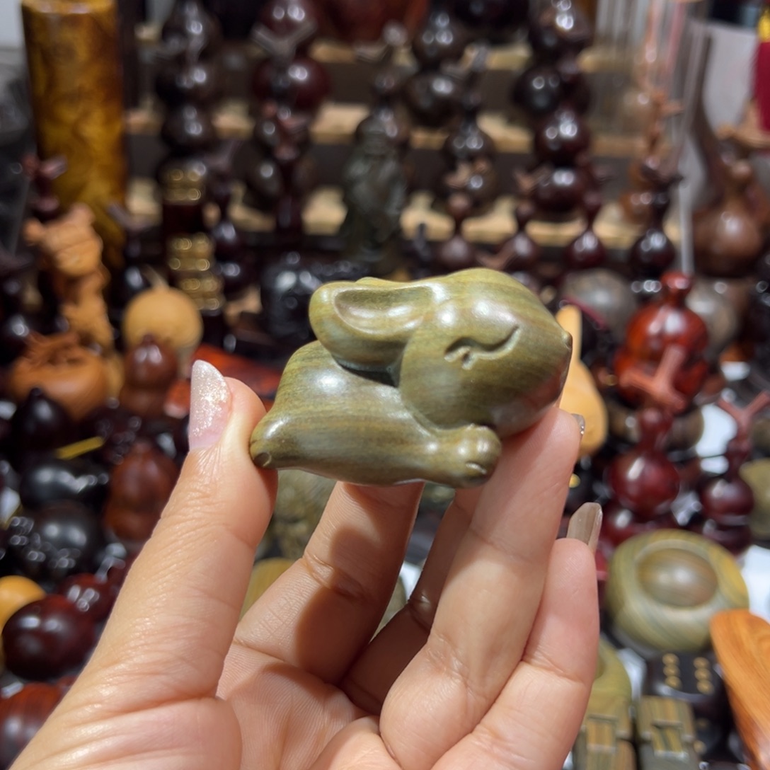 香榧木绿檀绿檀兔子