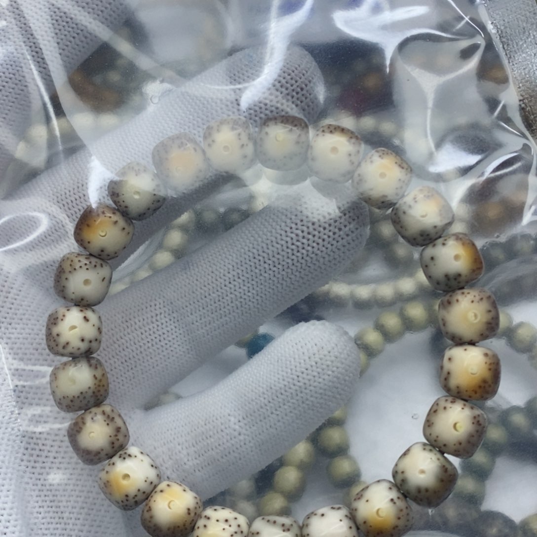 星月菩提吊坠妖**台星月菩提