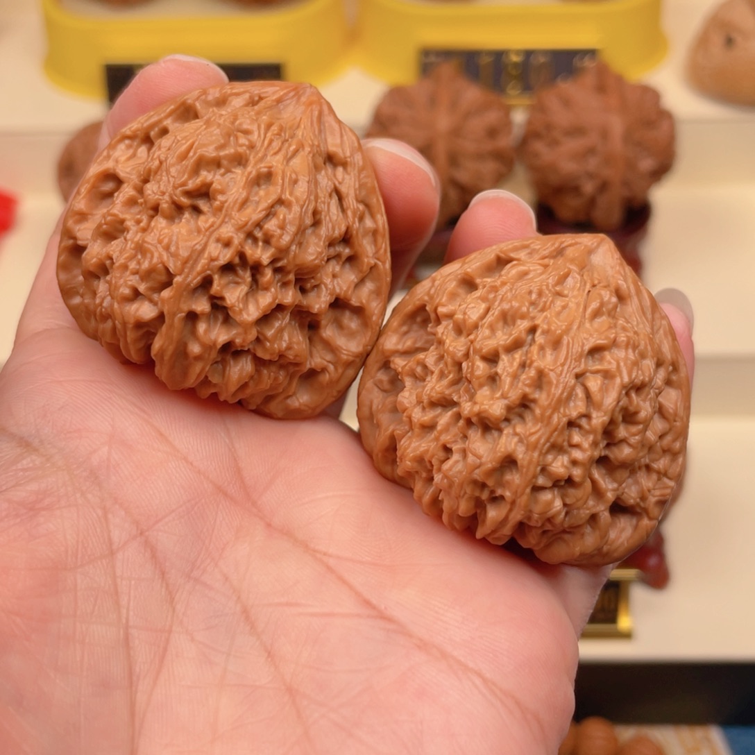 文玩核桃把件三角南疆43