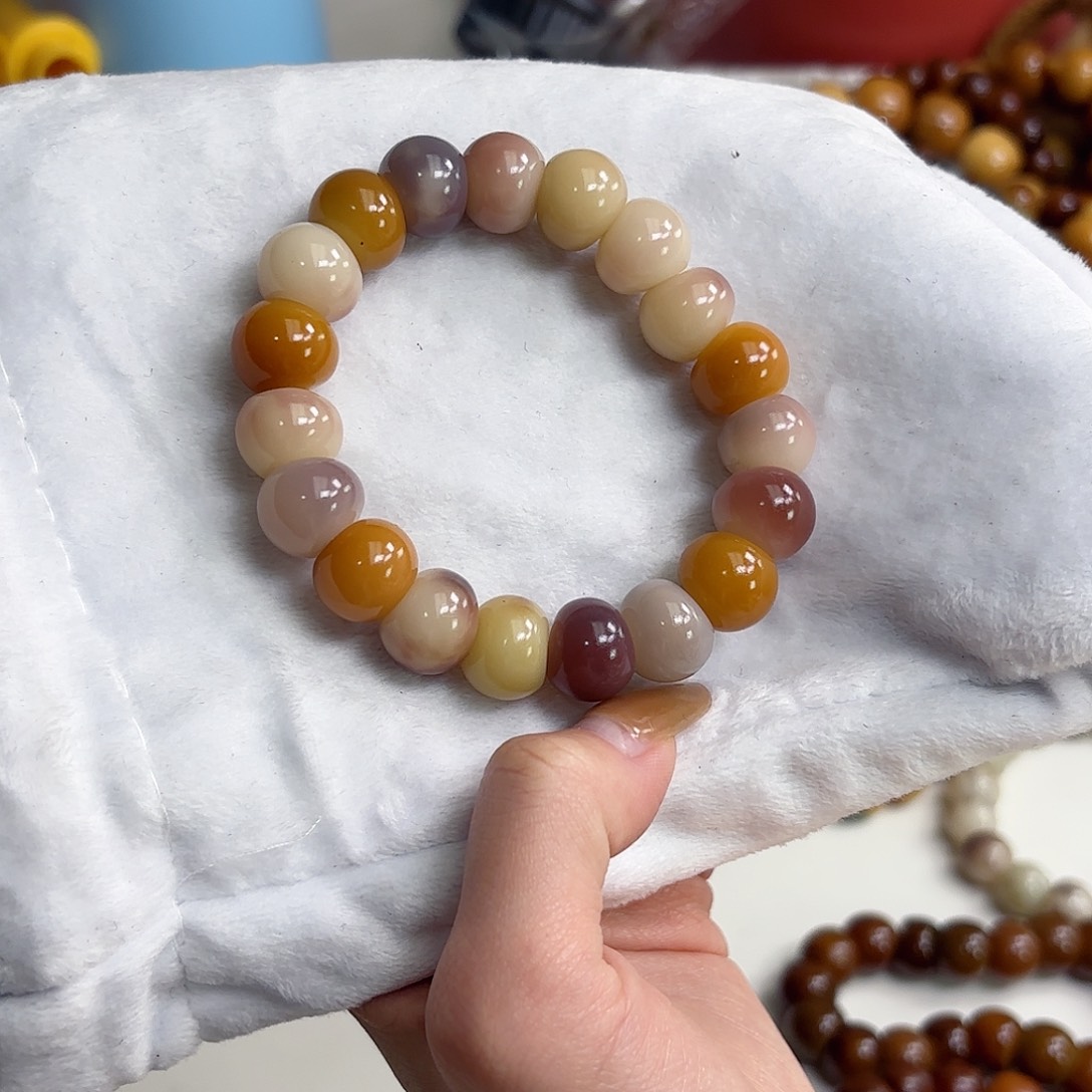 吊坠菩提根/象牙果15mm 玉化紫美人胖墩蒜瓣，n100