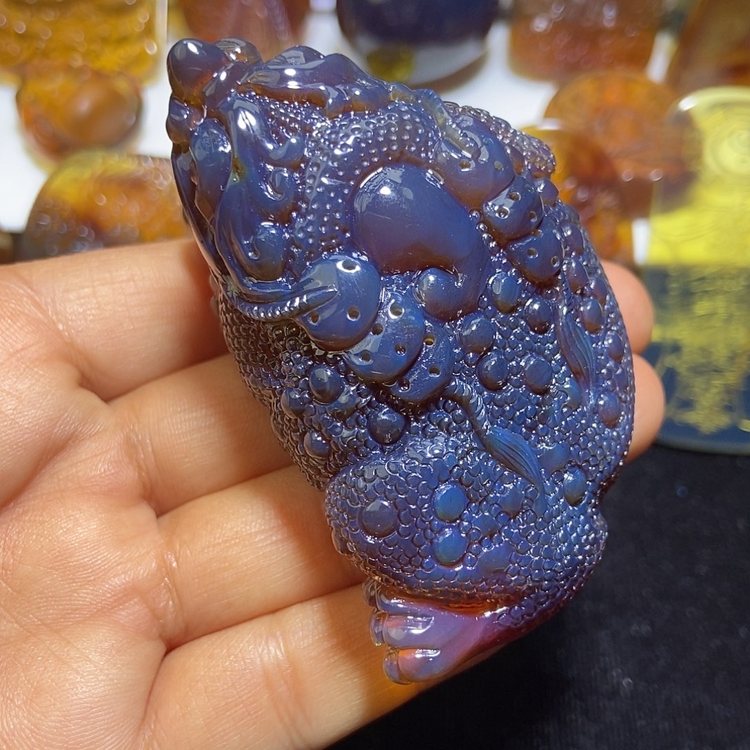 琥珀未镶嵌颈饰缅甸天然琥珀吊坠