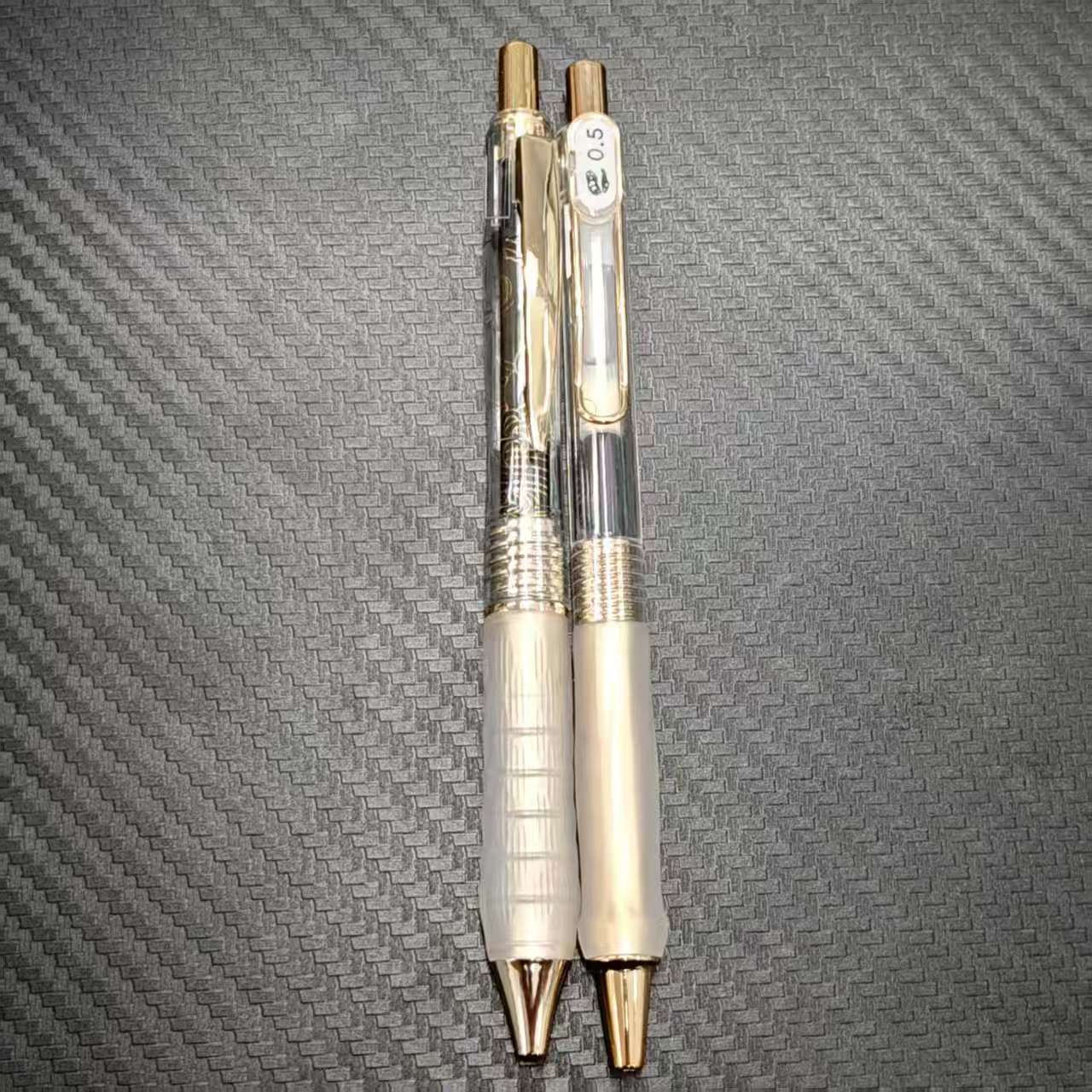 【2支-黑色】【柯林闹海+禾硕消失的恐龙027】