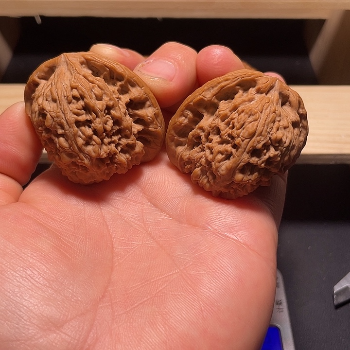 一***ᵏ吊坠文玩核桃南疆石天残