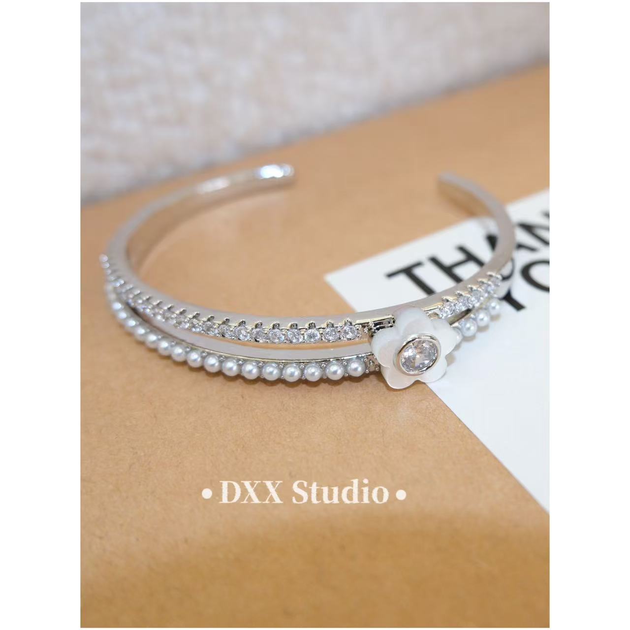 铜合金合成锆石手镯 小众设计花朵百搭手镯46376