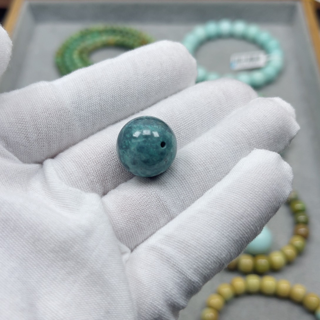 绿松石挂件未镶嵌