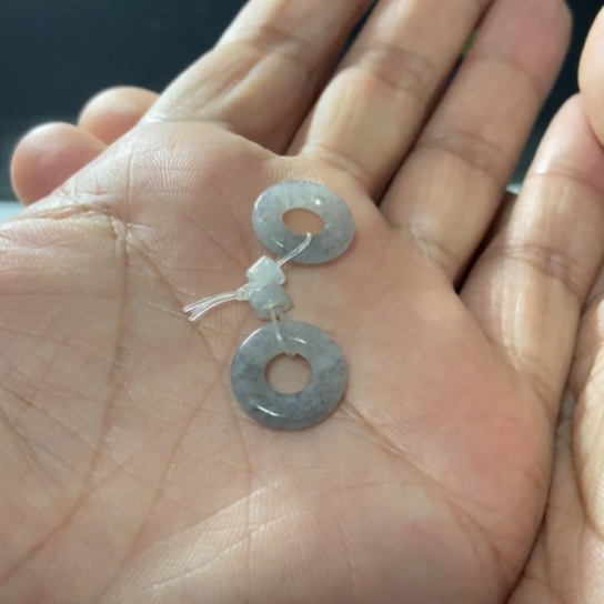 A****翡翠未镶嵌耳饰乌鸡