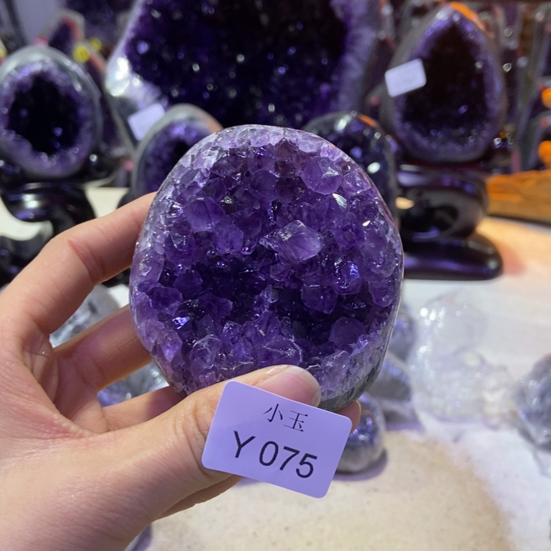 水晶摆件未镶嵌摆件