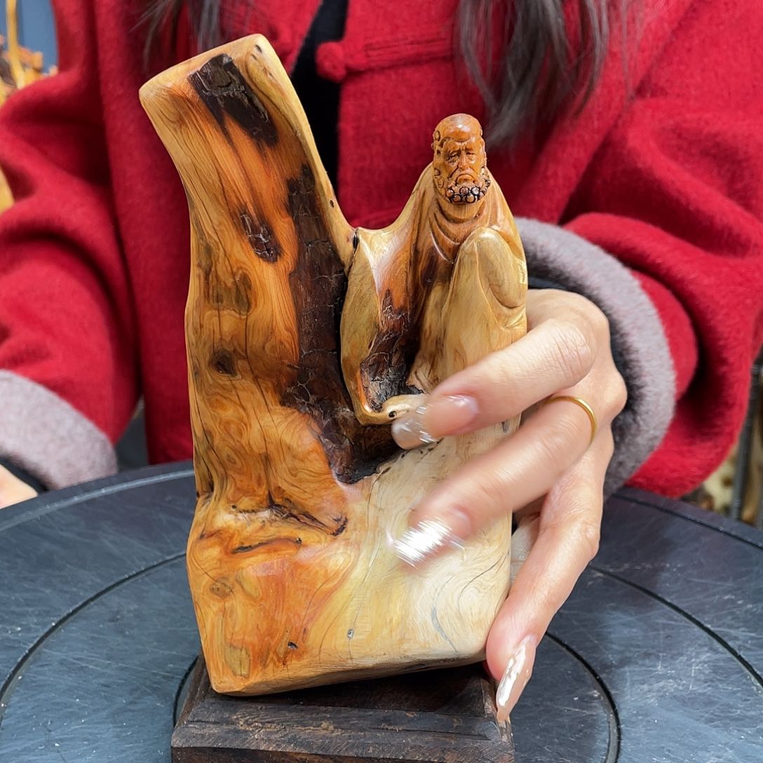 柏木（崖柏）随型艺术根雕