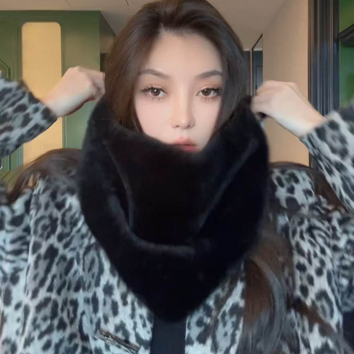 气质仿水貂毛皮草三角围巾磁扣围脖毛领子