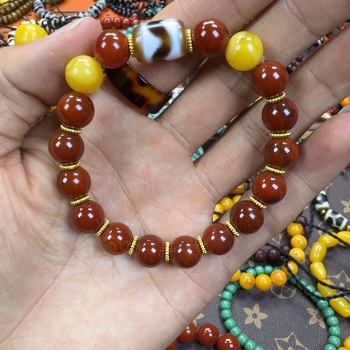 南红玛瑙未镶嵌手链