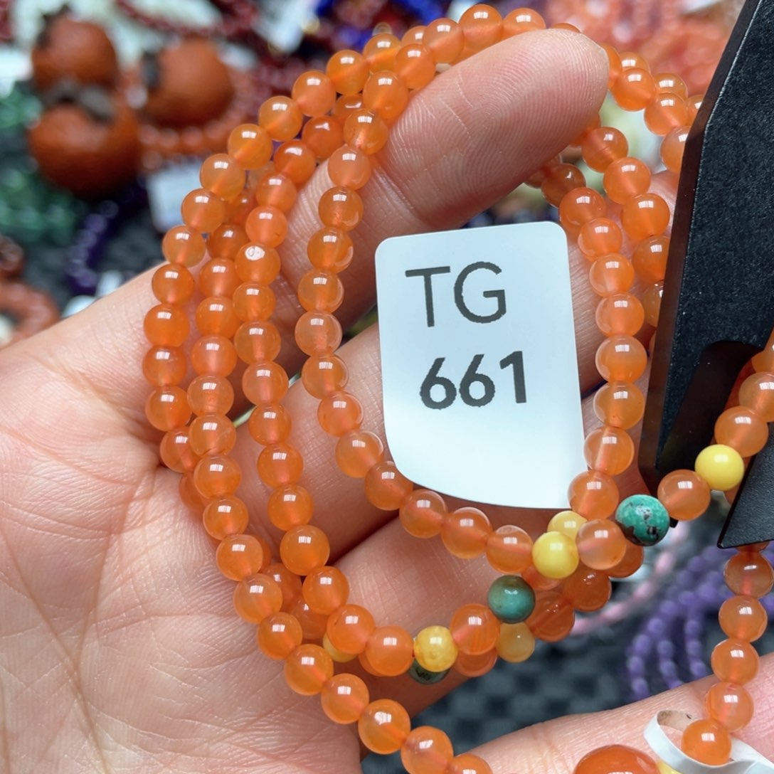 南红玛瑙手饰未镶嵌