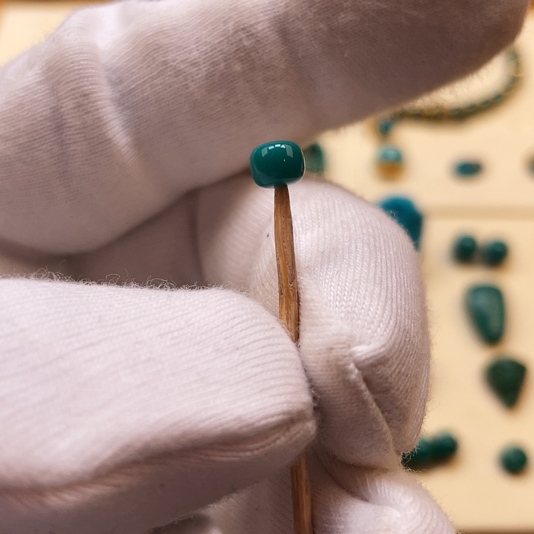 未镶嵌绿松石珠宝奇石