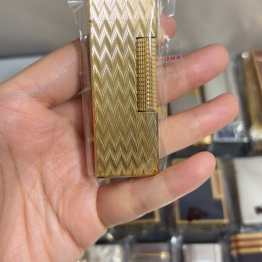 都登卡中古打火机