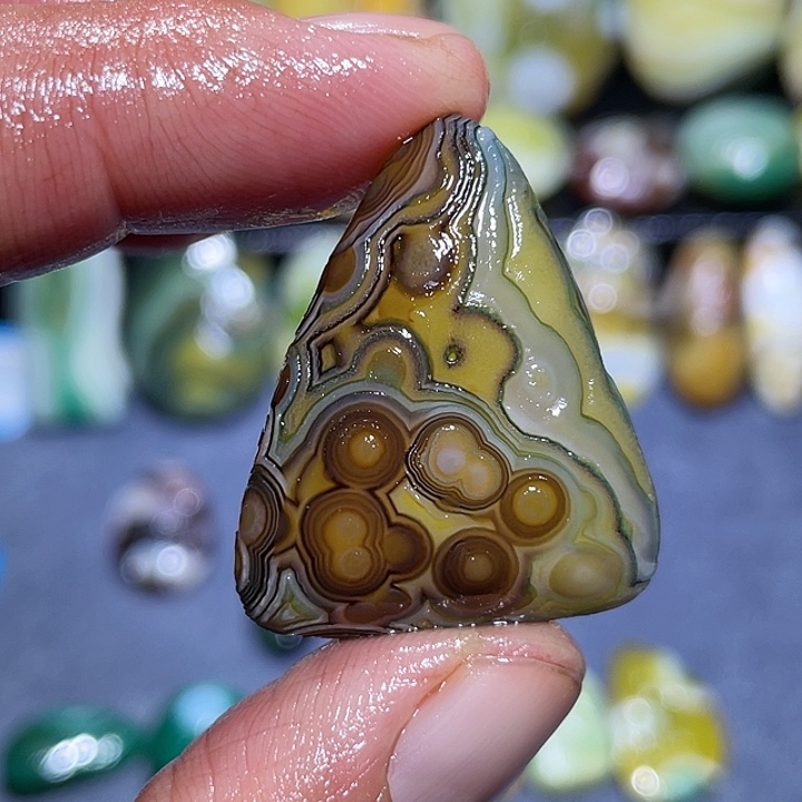 玛瑙/玉髓未镶嵌珠宝奇石