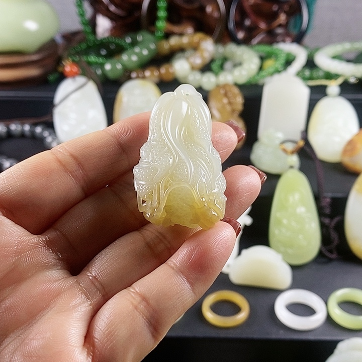 和田玉且末糖白百财吊坠未镶嵌