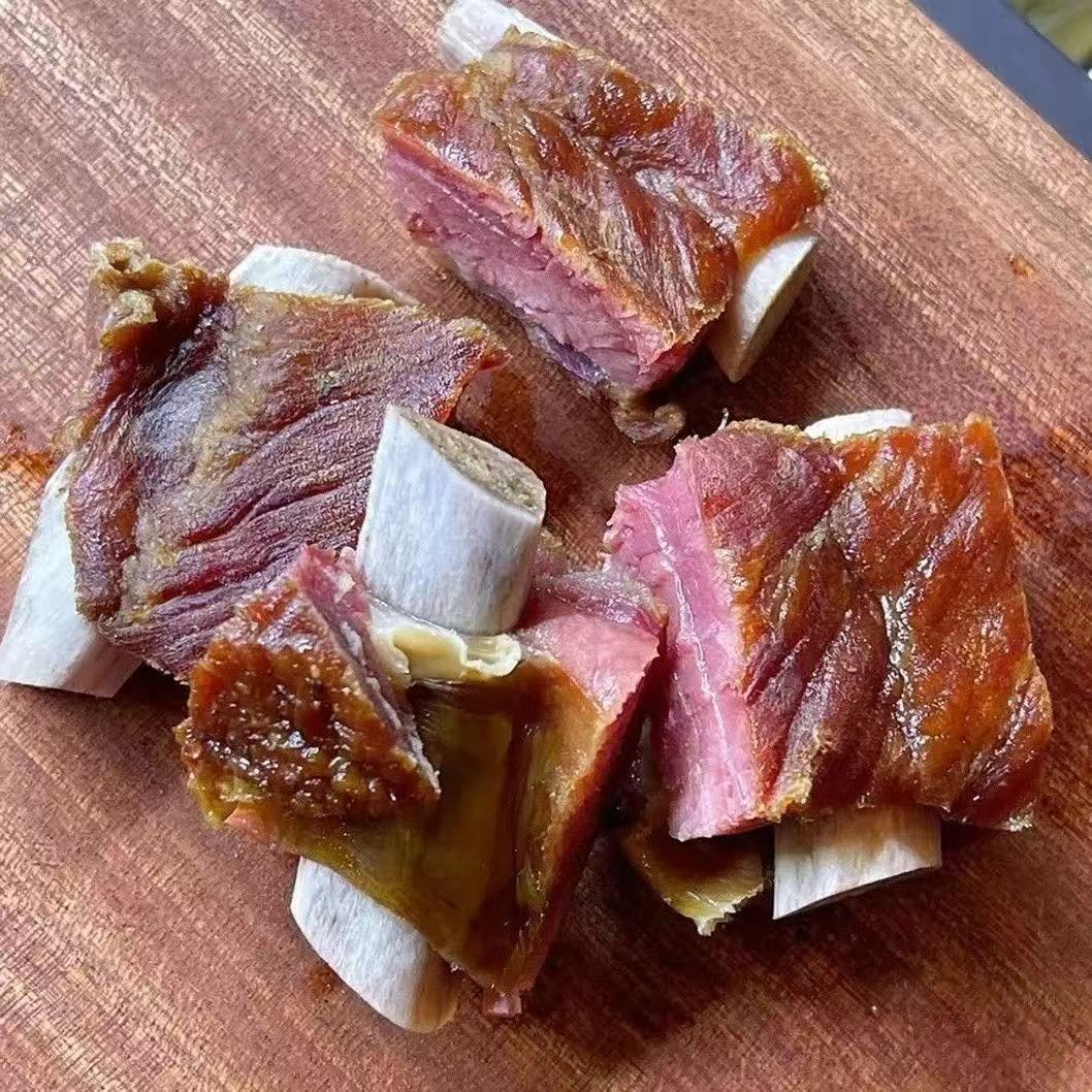 腊排骨四川特产农家自制柴火烟熏排骨风干腊肉腊肠咸肉特色腊味