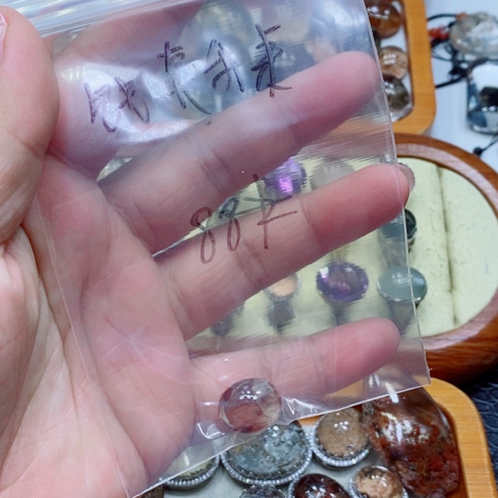 颈饰未镶嵌水晶钱**来水晶