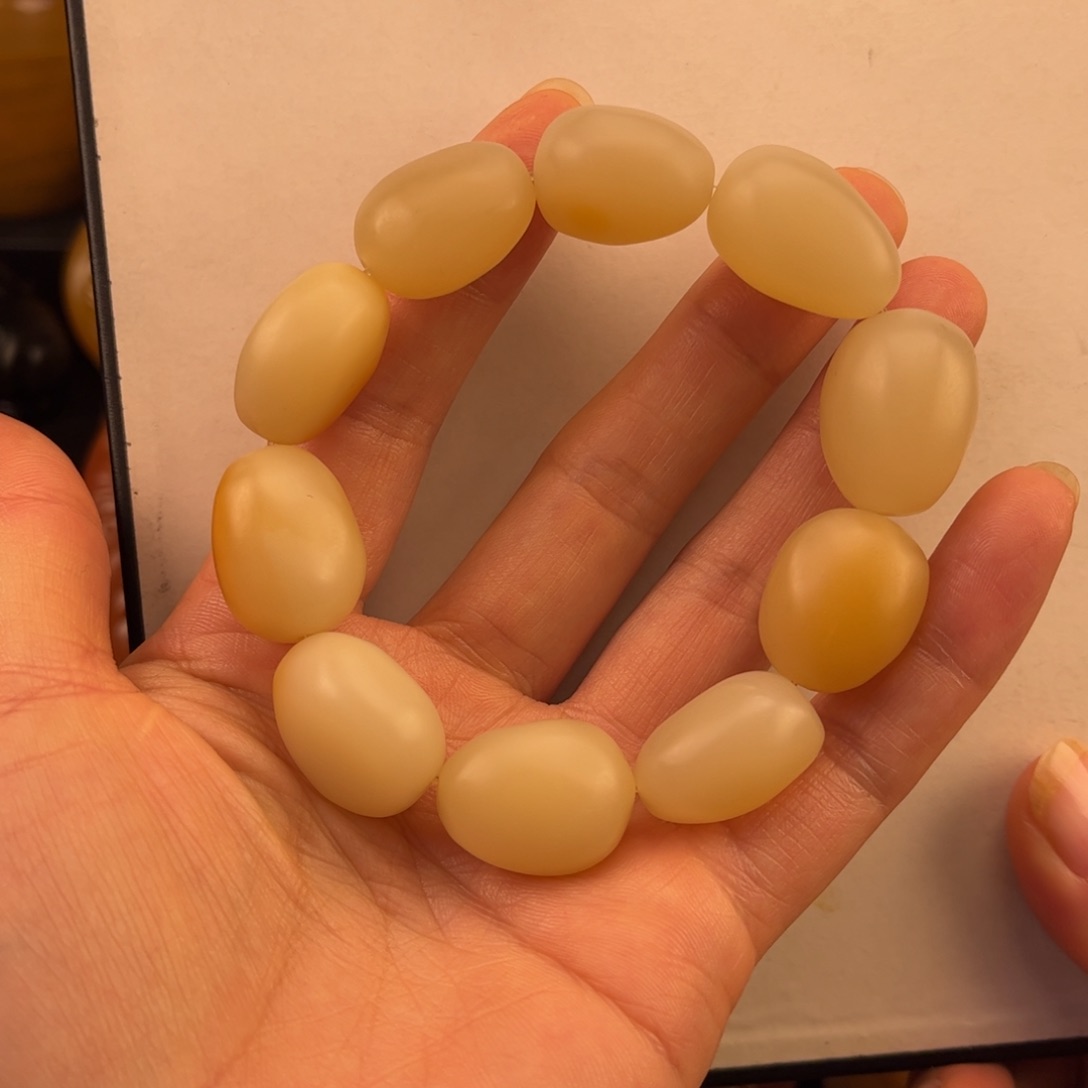 石英质玉黄蜡石手串未镶嵌勇****