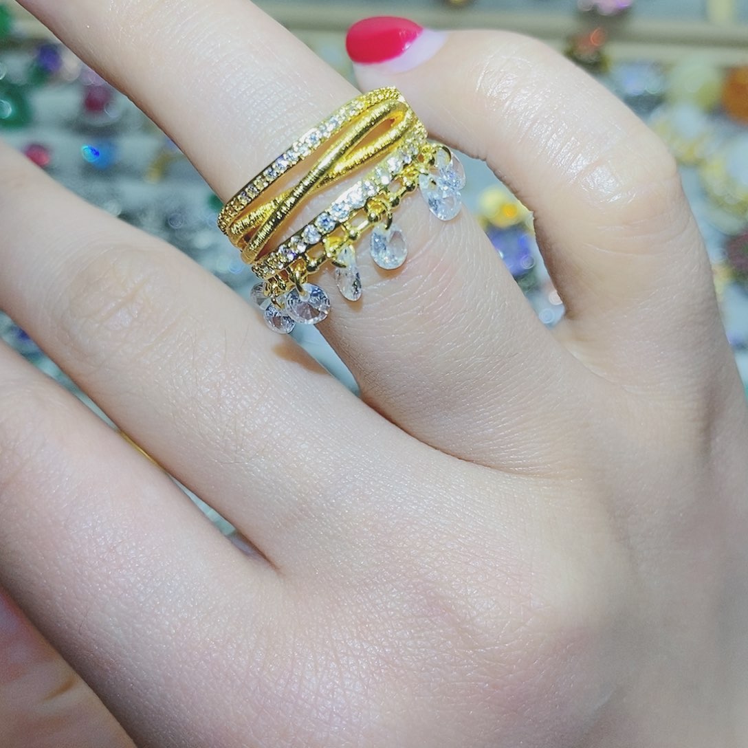 【闪购商品】托帕石耳饰银S925镶嵌