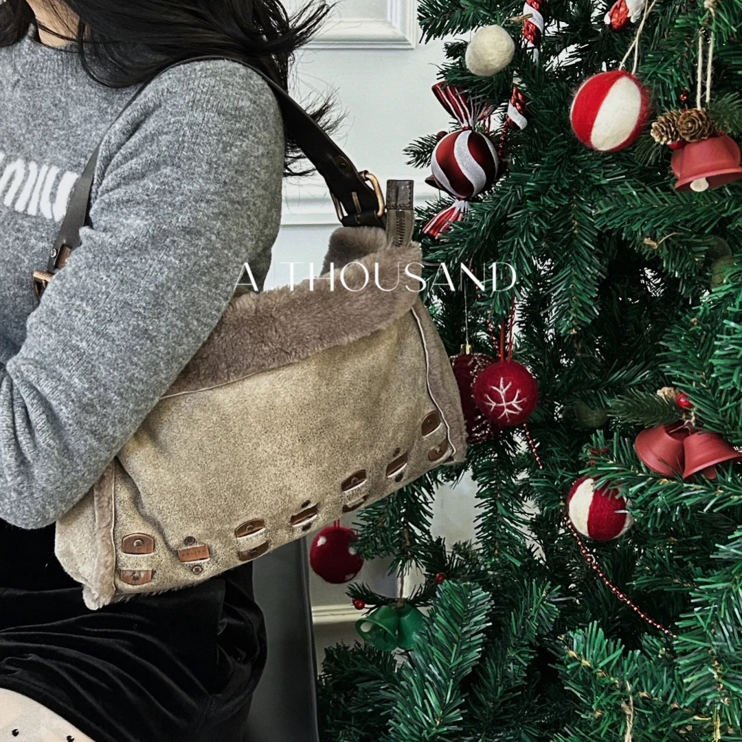 95新 Celine/思琳 塞琳毛毛包 ns2130