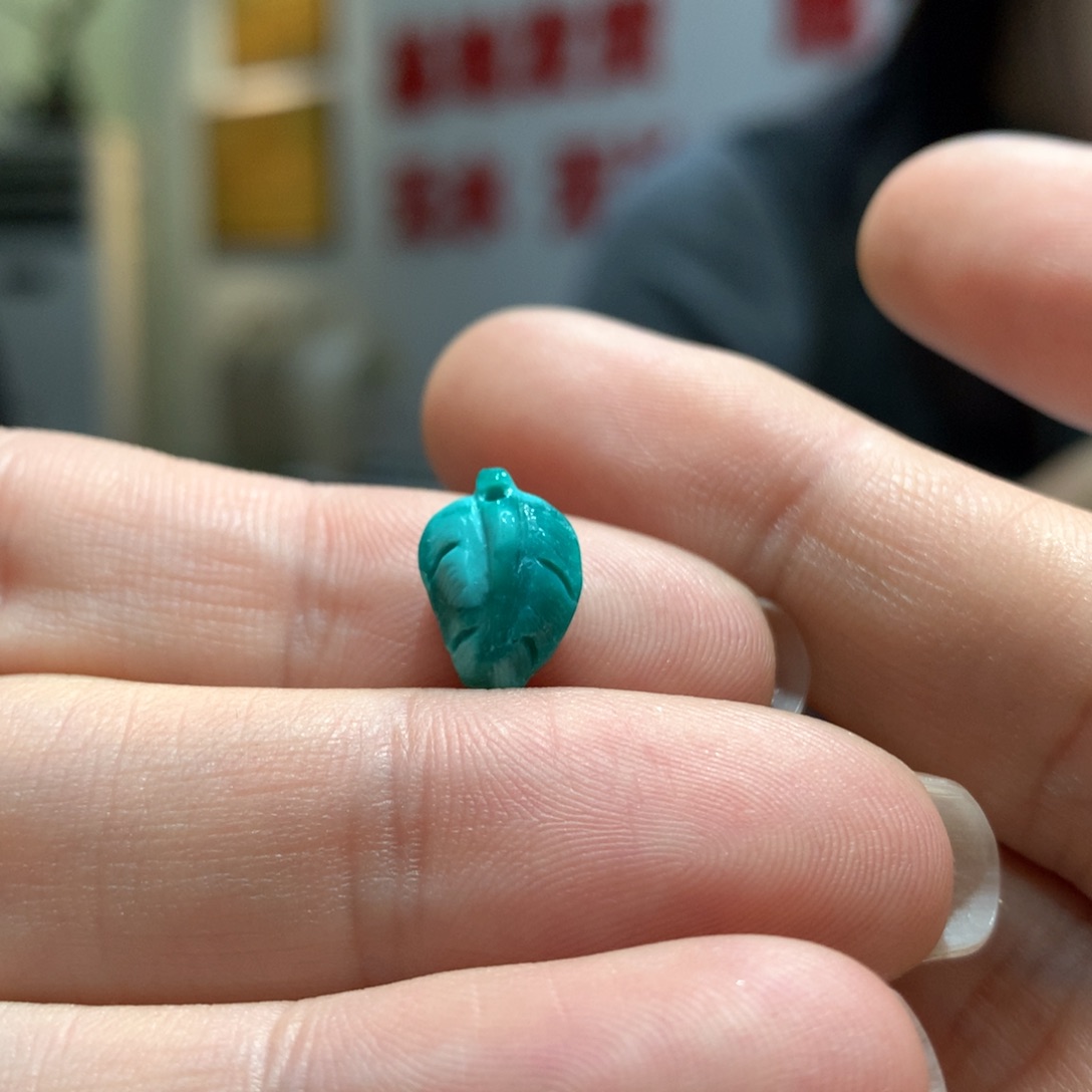 绿松石配饰未镶嵌