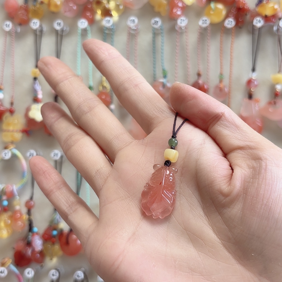 ****橙南红玛瑙未镶嵌吊坠(赠链)