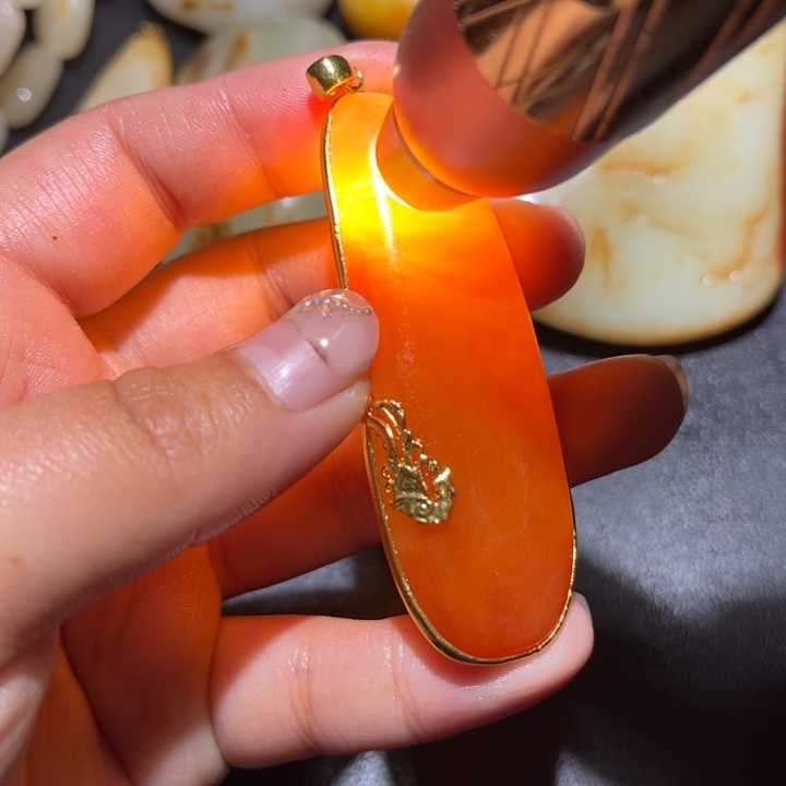 和田玉未镶嵌珠宝奇石