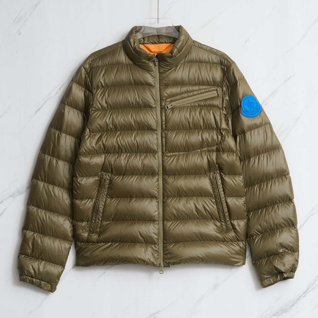 Moncler经典amalteas绗缝羽绒服MCBU00153