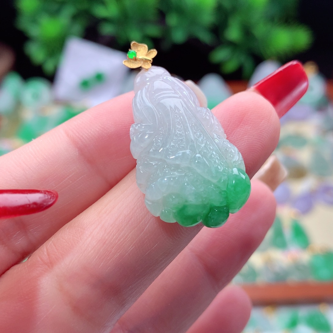 翡翠吊坠(不含链)18K金镶嵌