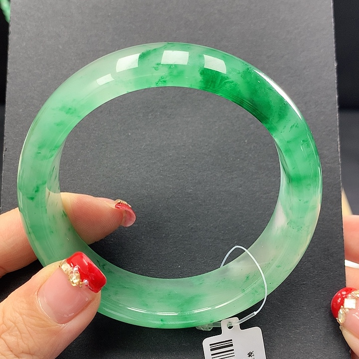 石英质玉手镯未镶嵌兔*鹰