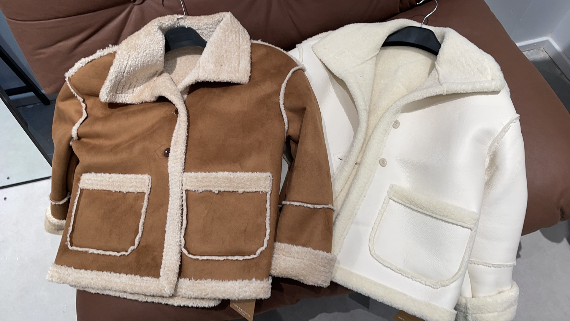 短外套休闲皮毛一体外套冬季加厚时尚外套拼接百搭女装毛领