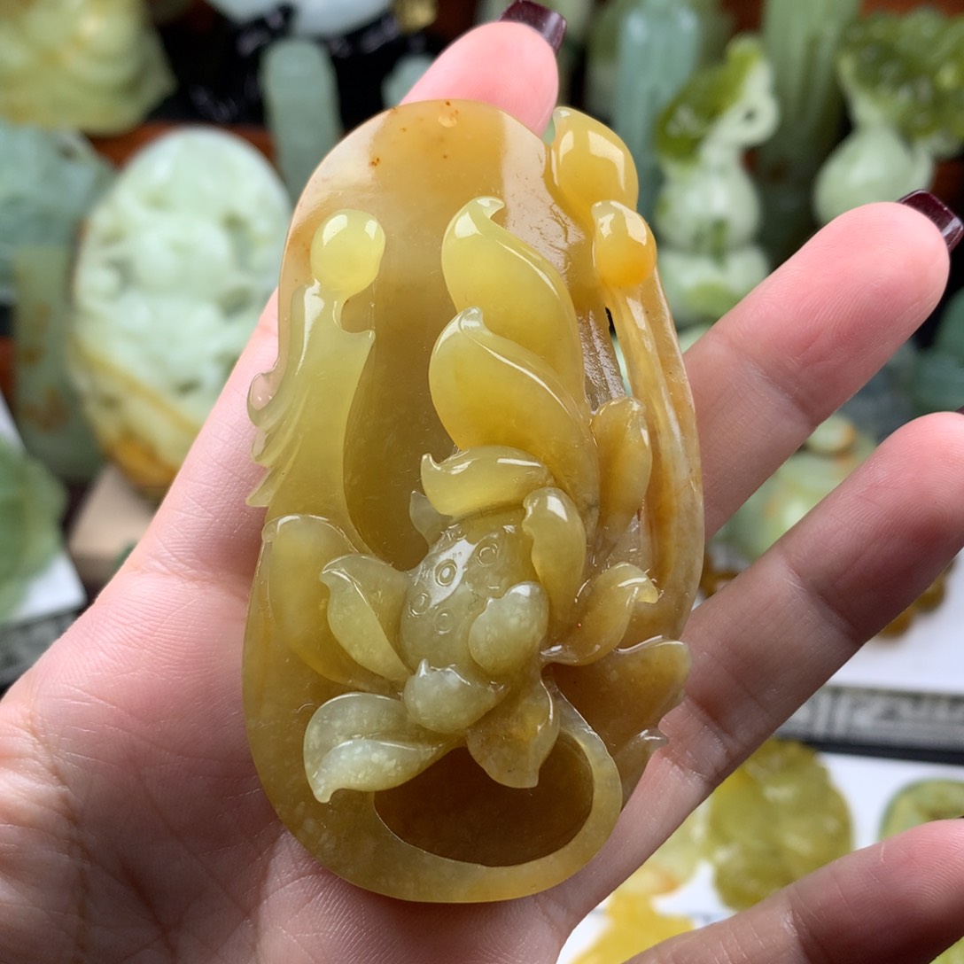 岫玉手把件未镶嵌