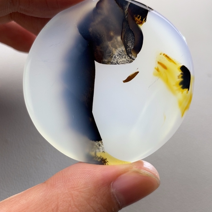 玛瑙/玉髓未镶嵌项圈一****亮