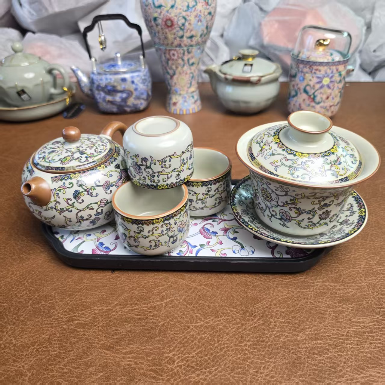 BY221-缠枝莲繁花一壶一盖碗三杯+茶盘